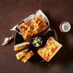 Knoblauch Snack-Focaccia ca. 14cm Knoblauch Snack-Focaccia ca. 14cm