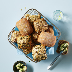 Mini-Brötchenmix mit Saaten Mini-Brötchenmix mit Saaten